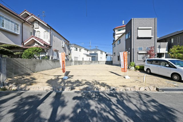 伊丹市南野北3丁目建築条件無し土地　【全2区画】の外観|周辺は交通量も少なく、小中学校までは徒歩圏内でアクセス可能のでお子様の通学も安心です。