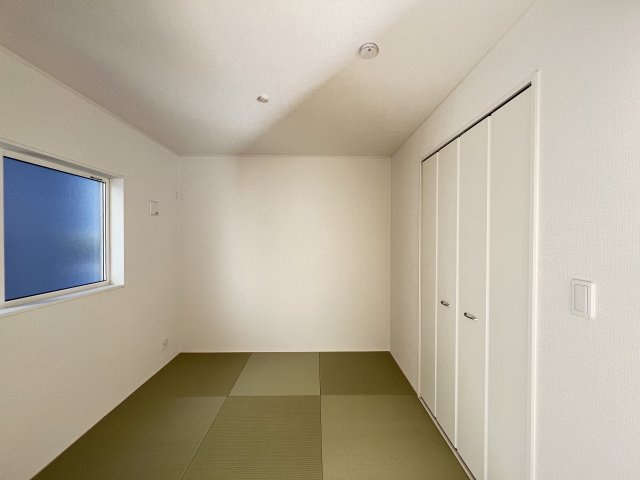 香芝市北今市 第4の和室|和室4.5帖　押入れ付き