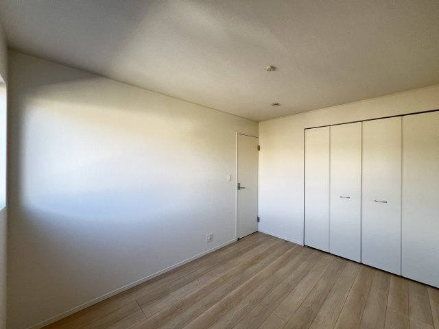 香芝市北今市 第4の洋室|洋室６帖　クローゼット付き