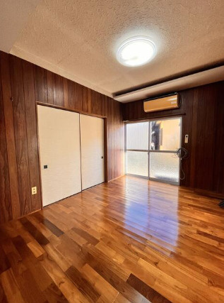 売中古戸建　静岡市清水区三保の居間・リビング