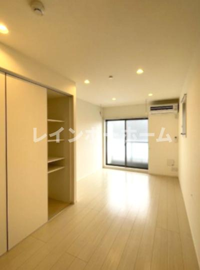 リブリ・ウィステリア船橋の居間・リビング