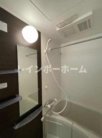 リブリ・ウィステリア船橋の浴室