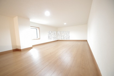 【寝室】 | Konomi Terrace | 広々としたロフト♪