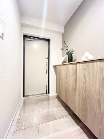 ライオンズマンション住吉川の玄関