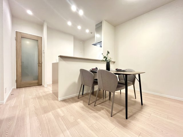 ライオンズマンション住吉川の居間・リビング