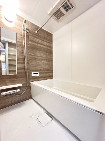 ライオンズマンション住吉川の浴室