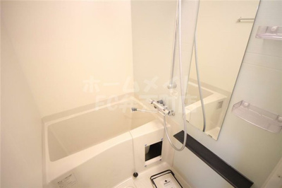 【浴室】 | セオリー大阪ルチア | コンパクトで使いやすいお風呂です