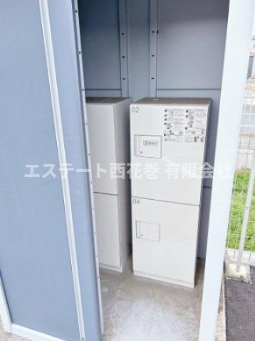 la Pomme(ラポーム）の玄関|宅配ボックス