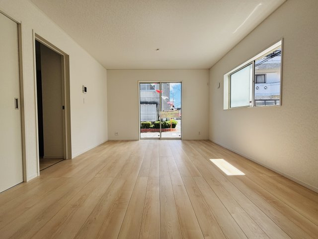 ＼☆ご成約時キャッシュバック☆／　CG南風原町宮平第3-1号棟の居間・リビング|※サンプル写真です。