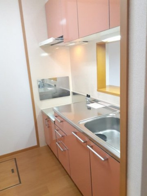 【キッチン】 | ウィン・ウィンＢ | お料理しやすいキッチンです