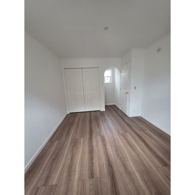 【寝室】 | ハミングバード