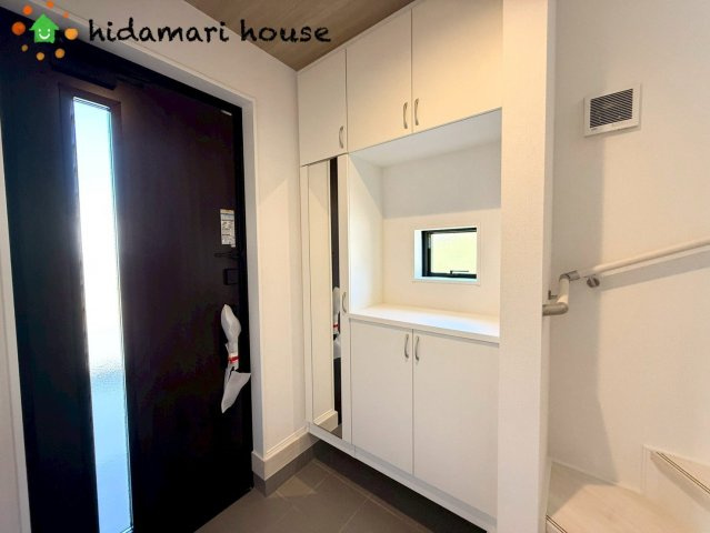 上尾市上29期　新築戸建　グラファーレ01の玄関