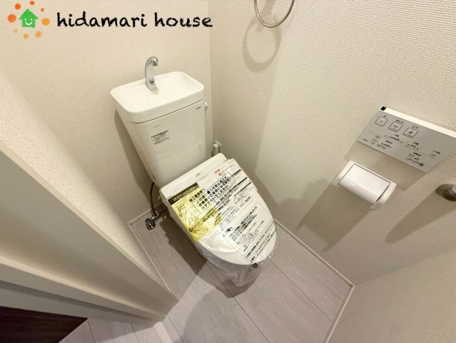 上尾市上29期　新築戸建　グラファーレ01のトイレ