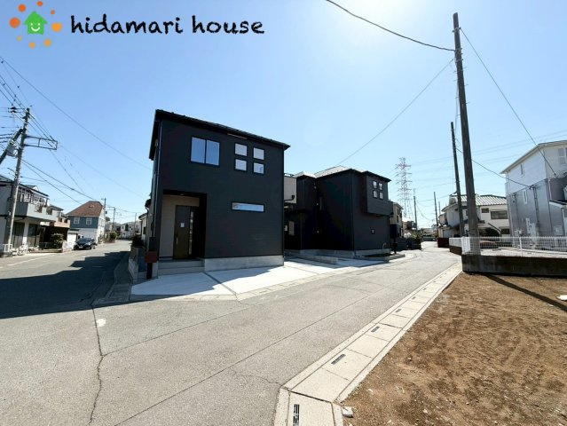 上尾市上29期　新築戸建　グラファーレ01の前面道路含む現地写真