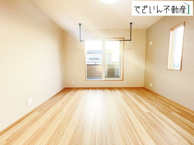 【洋室】 | 深谷市上柴町東3丁目　戸建住宅 | ≪3号棟≫
現地(2025年12月撮影)