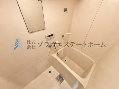 【浴室】 | 甲南第7コーポラス | 白基調の浴室♪