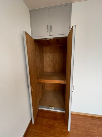 高尾マンションの収納