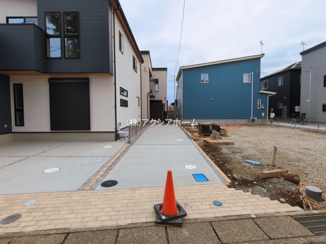 入間市下藤沢2丁目・全10棟　新築一戸建　2号棟の駐車場