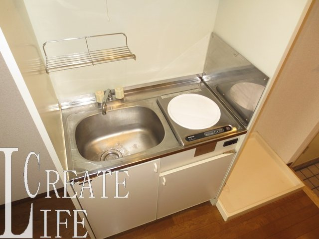 第３ホソブチハイツ のキッチン|別号室の参考写真です。