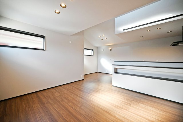 ハッピータウン伊丹寺本2丁目の内観：施工例|同社施工例になります。実際に見学して頂けますので、お気軽にお問い合わせください。