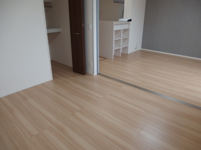 Ｄ－ｒｏｏｍ北本郷の居間・リビング