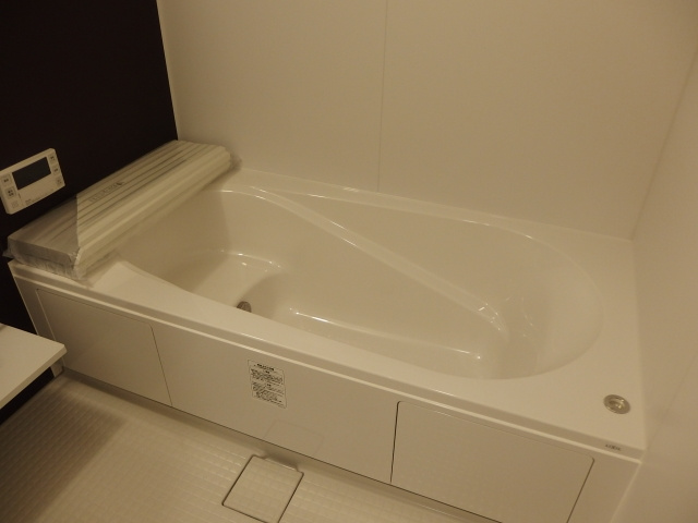 Ｄ－ｒｏｏｍ北本郷の浴室