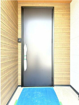 売新築戸建　静岡市葵区羽鳥４丁目の玄関