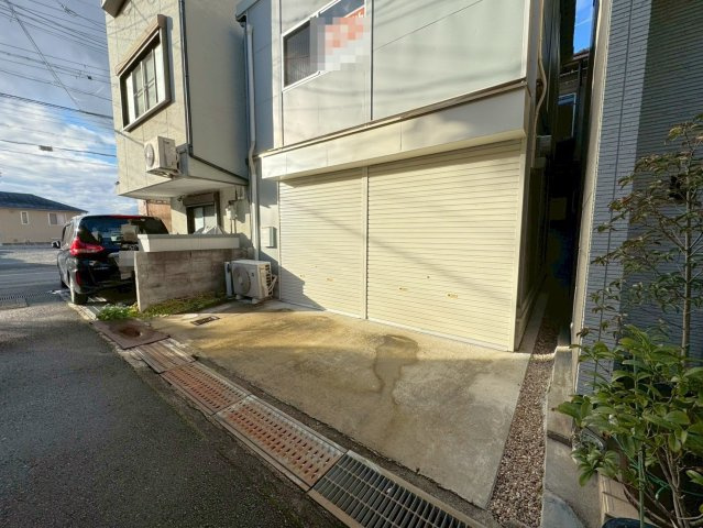 名神高速京都東ＩＣまで車で１５分◆コンビニ徒歩２分◆山科区小山北林町の駐車場|駐車スペース