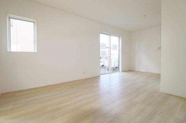 郡山市安積町荒井字柴宮山　　　３号棟　　朝日が丘小学校、郡山第７中学区の居間・リビング