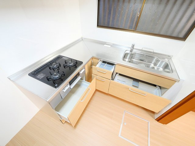 学園大和町６丁目戸建のキッチン