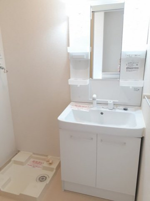 【洗面所】 | セレーノⅠ | スペースが確保できる洗面所です