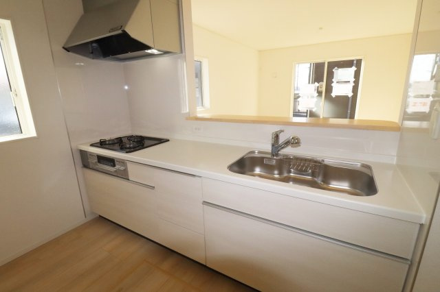 郡山市安積町荒井字柴宮山　　　２号棟　　朝日が丘小学校、郡山第７中学区の和室|※同社施工例