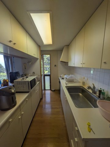 函南町　南箱根ダイヤランドのキッチン