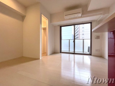 【居間・リビング】 | ハーモニーレジデンス名古屋イースト | こちらの居間で趣味の時間をお楽しみください