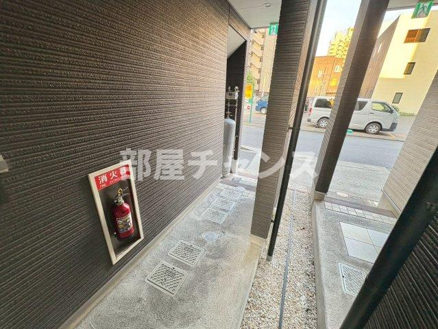 ハーモニーテラス栄イーストのロビー