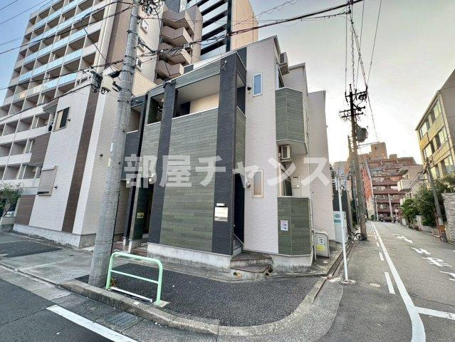 ハーモニーテラス栄イーストの外観