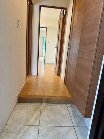 ルネ北小岩の玄関|シンプルで使いやすい玄関です