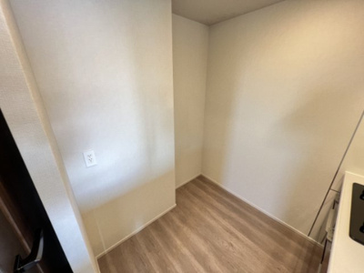 【内装】 | プレミアムレジデンス千葉ステーションサイト | 冷蔵庫・食器棚置き場