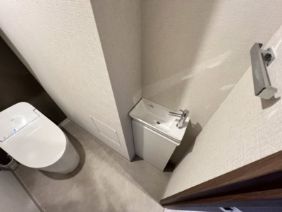 【トイレ】 | プレミアムレジデンス千葉ステーションサイト | トイレ横の手洗い場です。