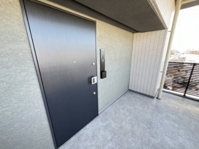 【その他共用部分】 | プレミアムレジデンス千葉ステーションサイト | エレベータから一番奥です