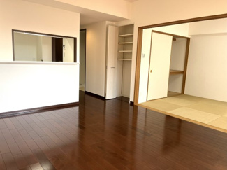 【居間・リビング】 | レクセルアベニュー浦安202号室