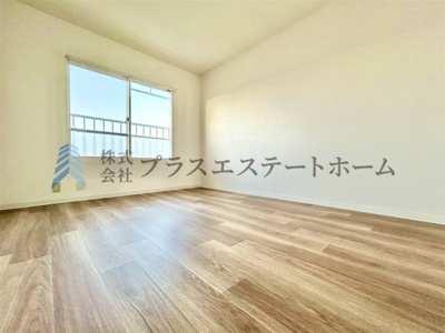 【洋室】 | 東垂水住宅1号棟 | 北側のお部屋ですが明るいですね♪