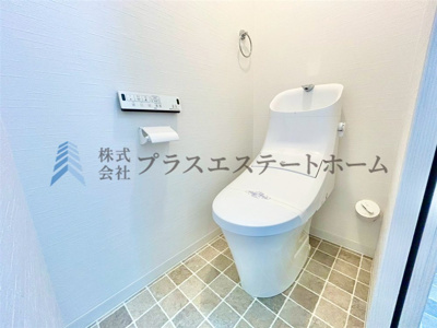 【その他】 | 東垂水住宅1号棟 | 水廻り5年前に交換しました♪温水洗浄機付き暖房便座♪