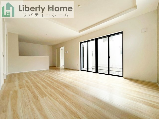 つくばみらい市紫峰ヶ丘1期　新築戸建の居間・リビング