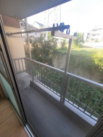 さいたま新都心Aのバルコニー