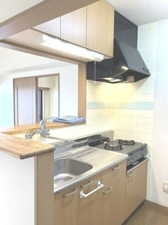 【キッチン】 | サン=テグジュビル