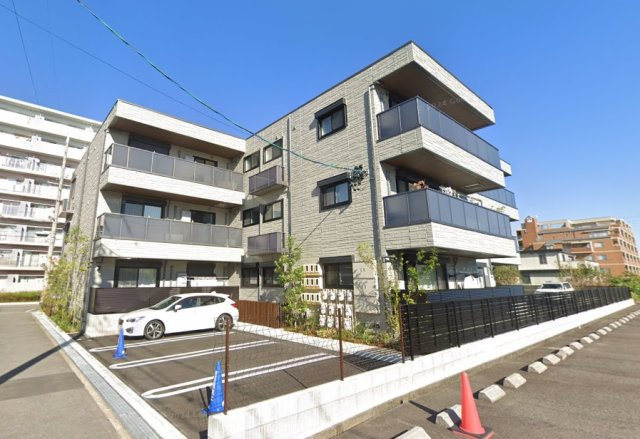 ケントスクエア八番館の駐車場