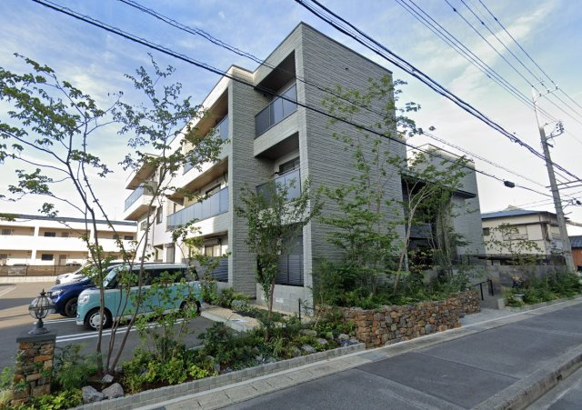 ケントスクエア八番館の外観