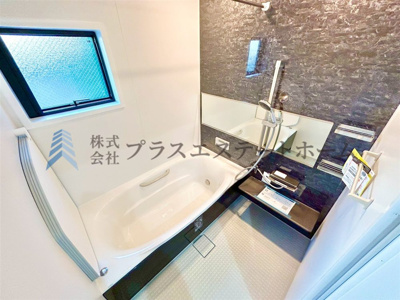 【浴室】 | 兵庫区上祇園町　新築戸建 | 給湯器リモコンの設置あり♪追い焚きが簡単なので、いつでも楽に入浴出来ます♪