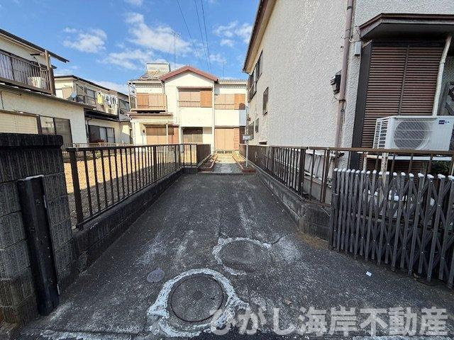 茅ヶ崎市萩園　中古戸建　の駐車場|駐車スペース